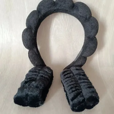 Lot serre tête bandeau et bracelets en éponge noir